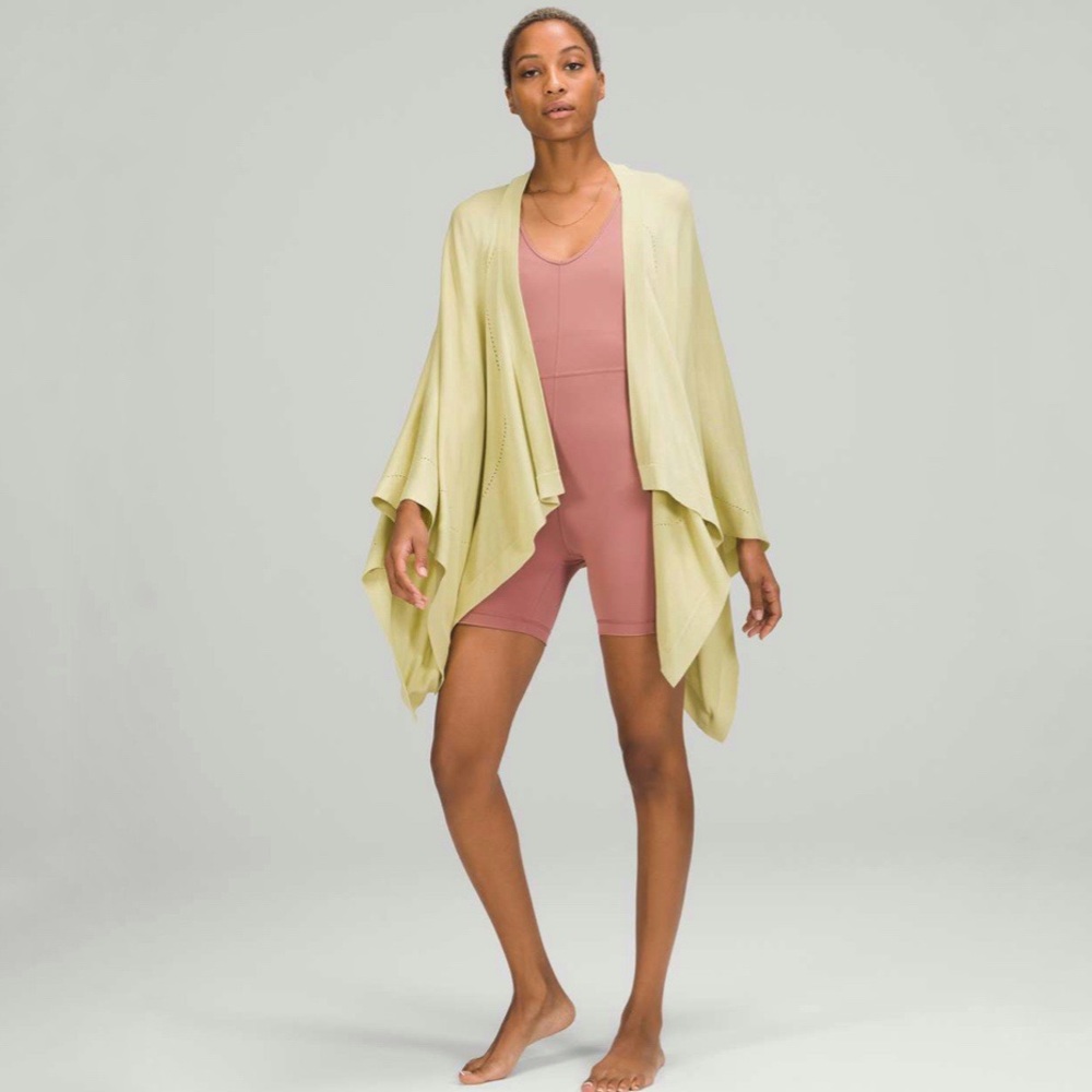 Lululemon | Open Mind Wrap in Dew Green One Size